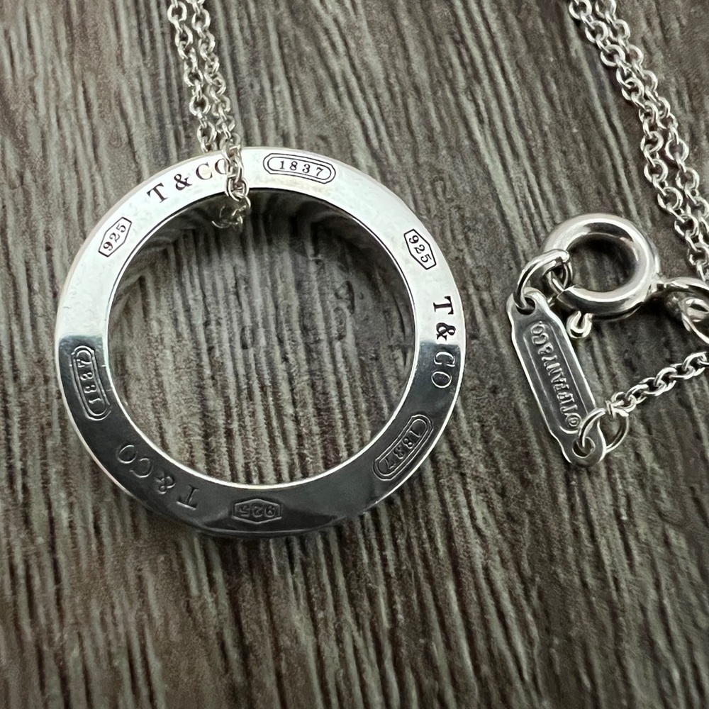 1837 circle necklace - Picture 5 of 6